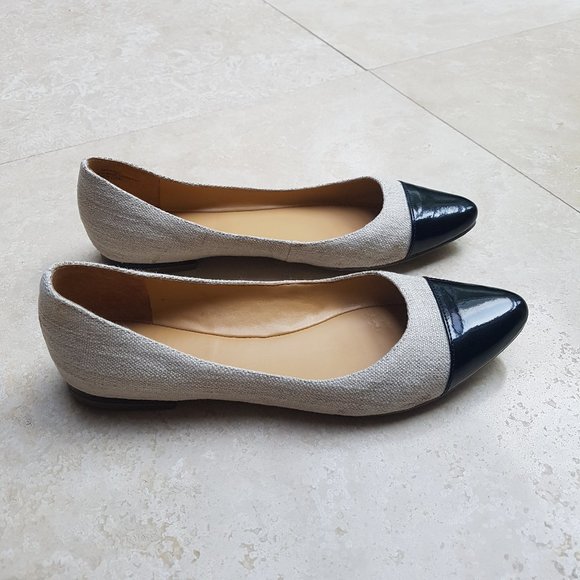 Nine West Black and Beige Pointed Flats - Picture 4 of 8